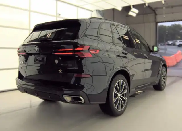 BMW X5 SPORTS ACTIVITY VEHICLE 2024