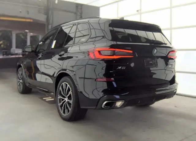 BMW X5 SPORTS ACTIVITY VEHICLE 2023