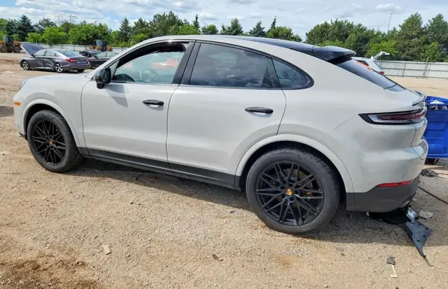 PORSCHE CAYENNE COUPE 2024