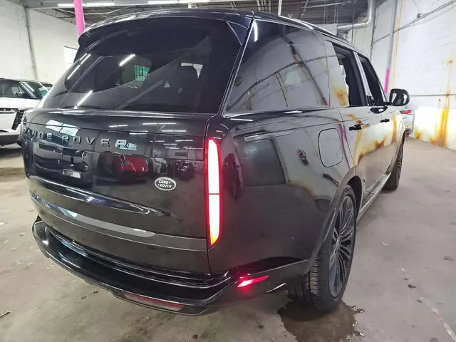 LAND ROVER ROVER RANGE ROVER SE 2023