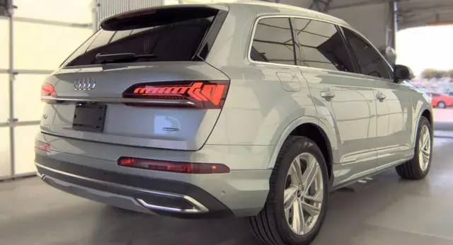 AUDI Q7 PREMIUM 2023