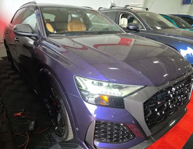 AUDI Q8 22 ДИСКИ ПАНОРАМНАЯ КРЫША СПОРТИВНЫЕ СИДЕНЬЯ PLUS С ВЕНТИЛЯЦИЕЙ И МАССАЖЕМ ПОДОГРЕВ РУЛЯ АДАПТИВНЫЙ 2023