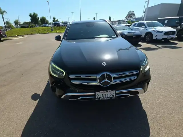 MERCEDES-BENZ GLC 300 2022