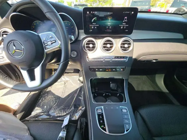 MERCEDES-BENZ GLC 300 2022