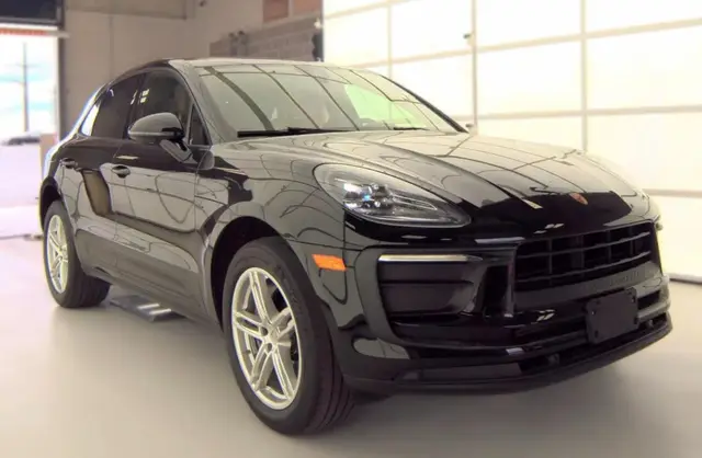 PORSCHE MACAN PREMIUM 2022