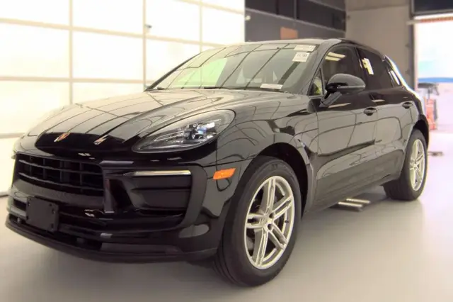 PORSCHE MACAN PREMIUM 2022