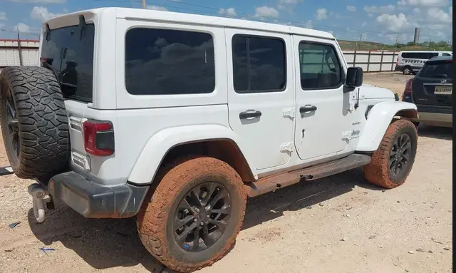 JEEP WRANGLER SAHARA 4X4 2023
