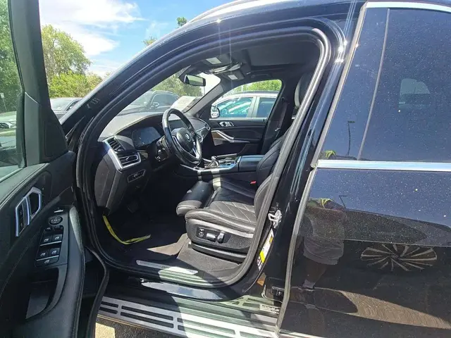 BMW X5 SPORTS ACTIVITY VEHICLE 2023