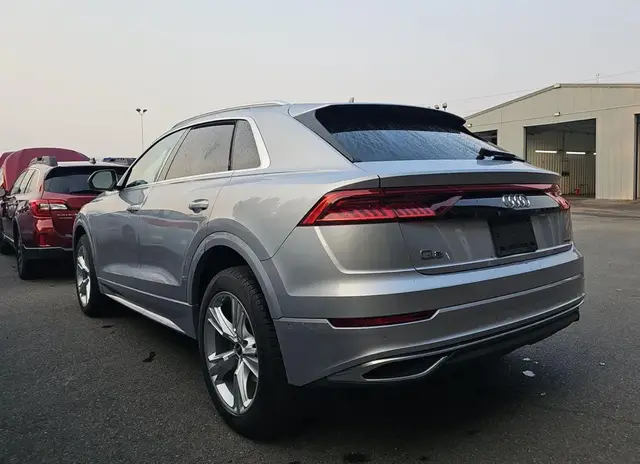 AUDI Q8 PREMIUM 2022