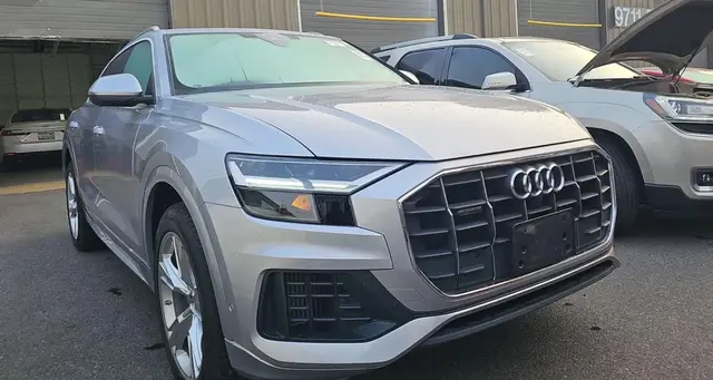AUDI Q8 PREMIUM 2022