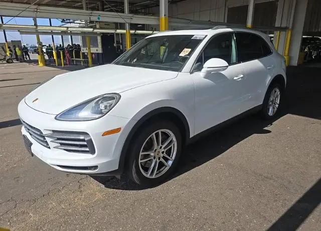 PORSCHE CAYENNE 2022