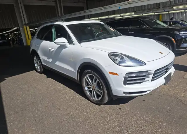 PORSCHE CAYENNE 2022