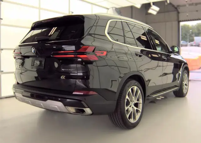 BMW X5 PREMIUM PACKAGE (УДАЛЕННЫЙ ЗАПУСК ЖЕСТОВОЕ УПРАВЛЕНИЕ АДАПТИВНЫЕ LED ФАРЫ LIVE COCKPIT PRO С HUD HAR 2024