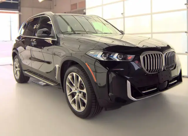 BMW X5 PREMIUM PACKAGE (УДАЛЕННЫЙ ЗАПУСК ЖЕСТОВОЕ УПРАВЛЕНИЕ АДАПТИВНЫЕ LED ФАРЫ LIVE COCKPIT PRO С HUD HAR 2024