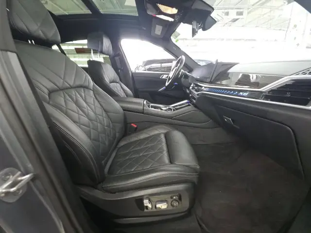 BMW X6 SPORTS ACTIVITY COUPE 2025