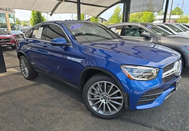 MERCEDES-BENZ GLC 300 2023