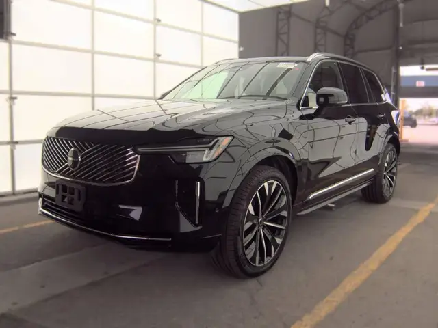 VOLVO XC90 PLUS 7-PASSENGER 2025