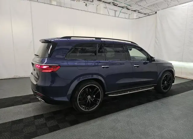 MERCEDES-BENZ GLS 450 2024