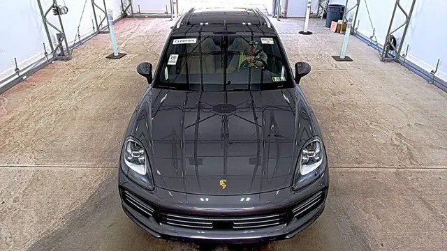 PORSCHE CAYENNE 2019