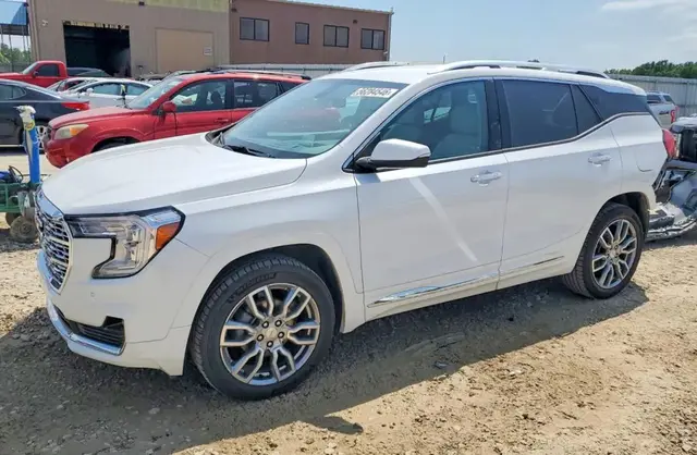 GMC TERRAIN DENALI 2023