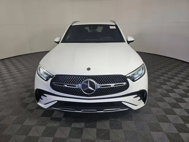 MERCEDES-BENZ GLC 300 2024
