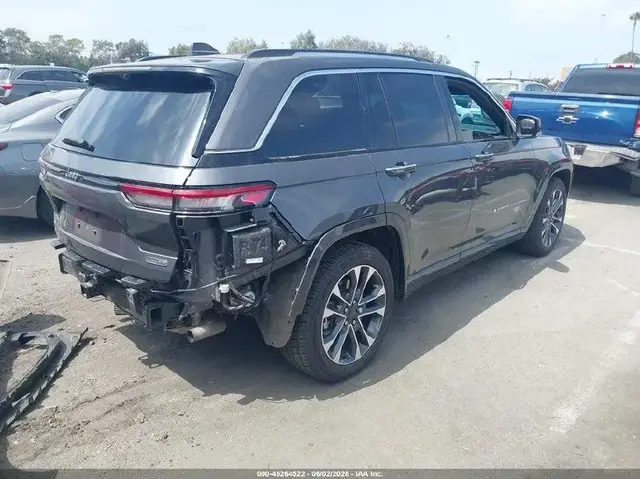 JEEP GRAND CHEROKEE 4XE OVERLAND 2022