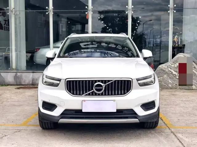 VOLVO XC40 T3 DELUXE EDITION 2020