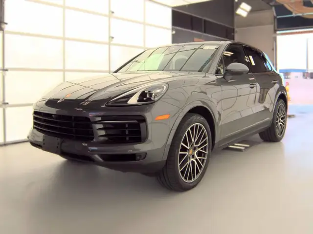 PORSCHE CAYENNE 2023