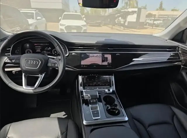 AUDI Q8 PREMIUM 2023