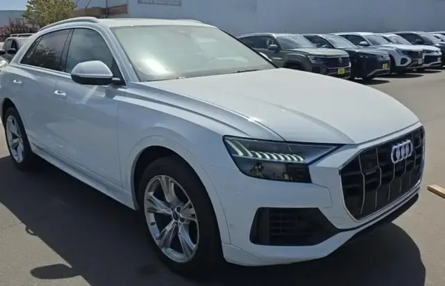 AUDI Q8 PREMIUM 2023