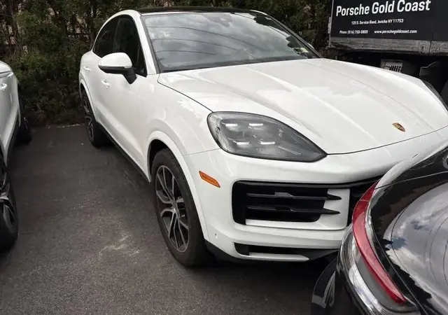 PORSCHE CAYENNE COUPE 2024