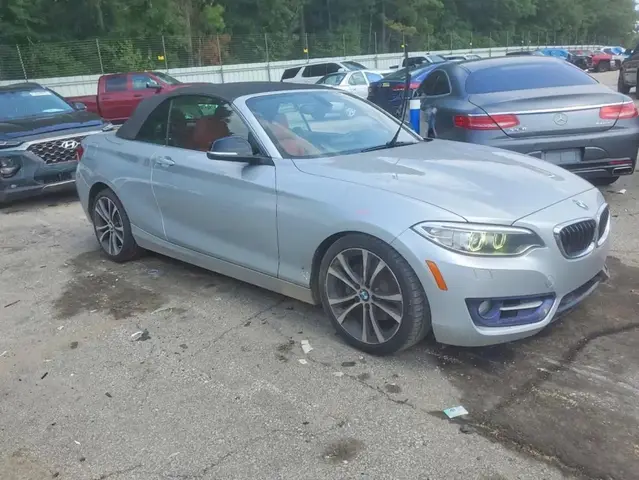 BMW 228 I 2015