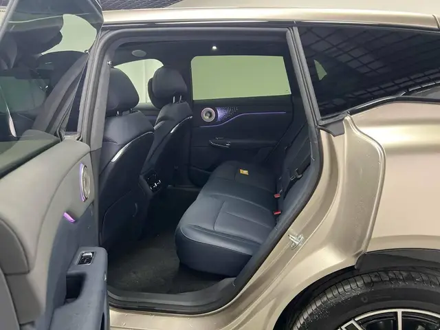 VOLVO ZHIYIN QIANKUN EDITION ТОПОВАЯ 2025