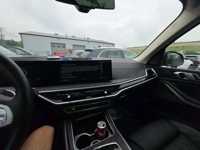BMW X7 EXECUTIVE PACKAGE (МАССАЖ ПЕРЕДНИХ СИДЕНИЙ МЯГКОЕ ЗАКРЫВАНИЕ ДВЕРЕЙ СТЕКЛЯННЫЕ ЭЛЕМЕНТЫ УПРАВЛЕНИЯ H 2024