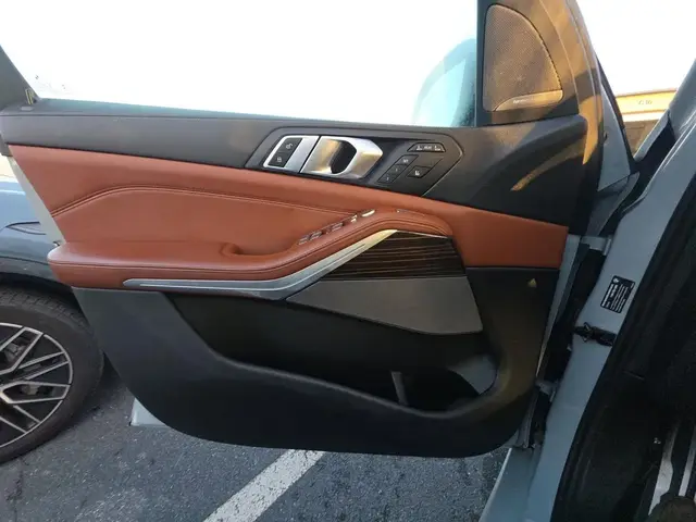 BMW X7 XDRIVE40I M SPORT 2024