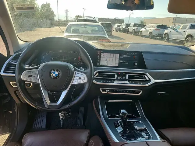 BMW X7 SPORTS ACTIVITY VEHICLE 2022