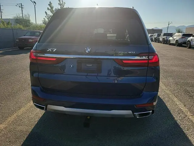 BMW X7 SPORTS ACTIVITY VEHICLE 2022