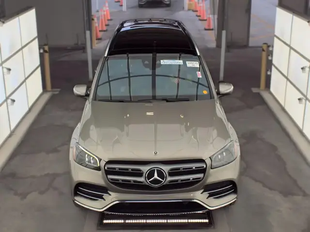 MERCEDES-BENZ GLS AMG LINE (СПОРТИВНЫЙ ОБВЕС 22 AMG ДИСКИ СПОРТИВНЫЕ ПЕДАЛИ ПЕРФОРИРОВАННЫЕ ТОРМОЗНЫЕ ДИСКИ) WARMTH & 2023