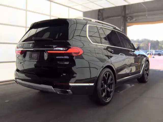 BMW X7 SPORTS ACTIVITY VEHICLE 2022