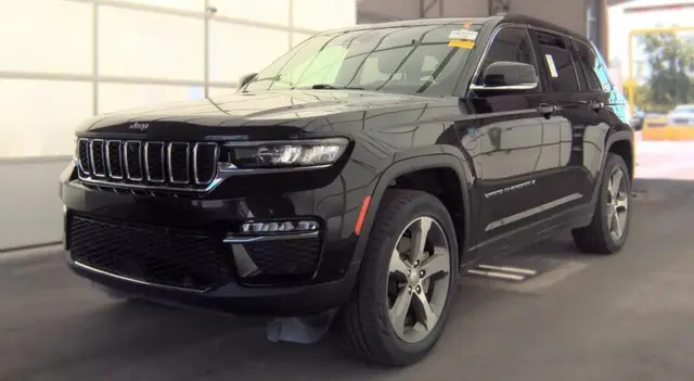 JEEP GRAND CHEROKEE LUXURY TECH GROUP II (КАМЕРЫ 360 ПАРКТРОНИКИ БЕСПРОВОДНАЯ ЗАРЯДКА ЭЛЕКТРОПРИВОД РУЛЯ С ПАМЯТЬЮ ДАТЧИ 2022