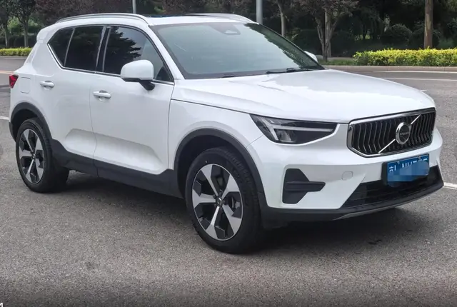 VOLVO XC40 B4 AWD INSCRIPTION 2023