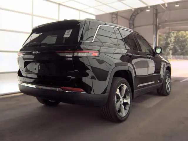 JEEP GRAND CHEROKEE 4XE 2023