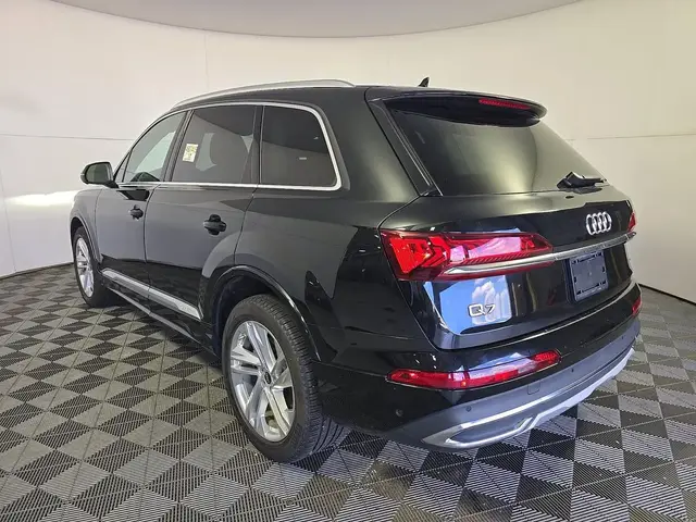 AUDI Q7 PREMIUM 2023