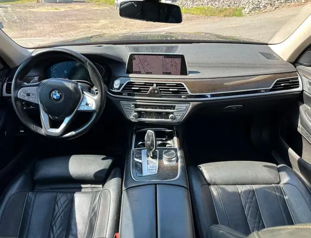 BMW 740 XI 2022