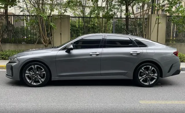 KIA K5 GT-LINE 2023