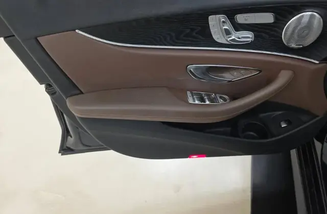MERCEDES-BENZ E-CLASS E 350 2023
