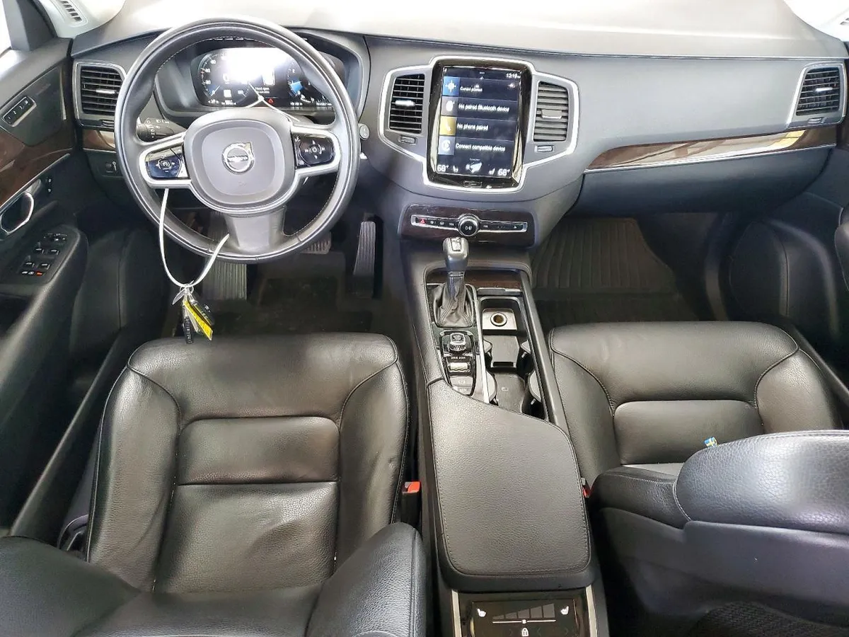 VOLVO XC90 2019