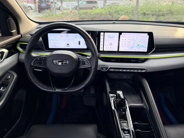 GEELY BINYUE COOL КАМЕРЫ 360 АДАПТИВНЫЙ КРУИЗ КОНТРОЛЬ ПАНОРАМНАЯ КРЫША ЦИФРОВАЯ ПРИБОРНАЯ ПАНЕЛЬ 2022