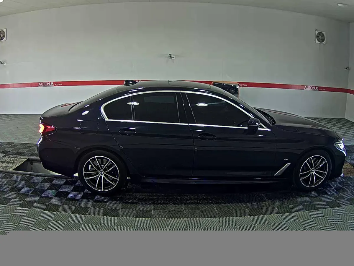 BMW 520I M SPORTS PACK 2022