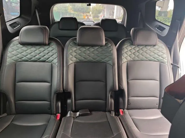 GEELY HAOYUE L КАМЕРЫ 360 ЦИФРОВАЯ ПАНЕЛЬ АДАПТИВНЫЙ КРУИЗ ПАНОРАМНАЯ КРЫША ЭЛЕКТРОПРИВОД БАГАЖНИКА И СИДЕНИЙ 2023